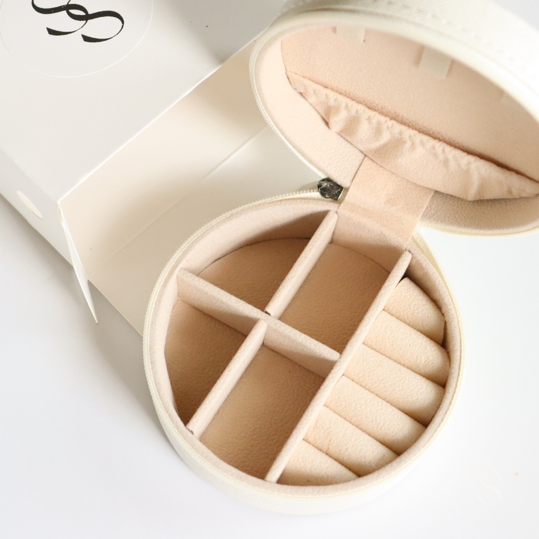 The Travel Jewelry Case