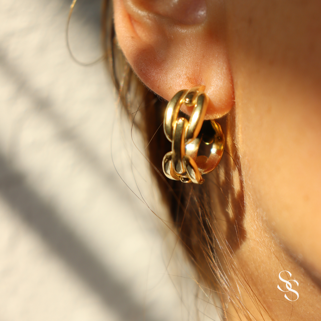 Link Me Gold Hoop Earrings