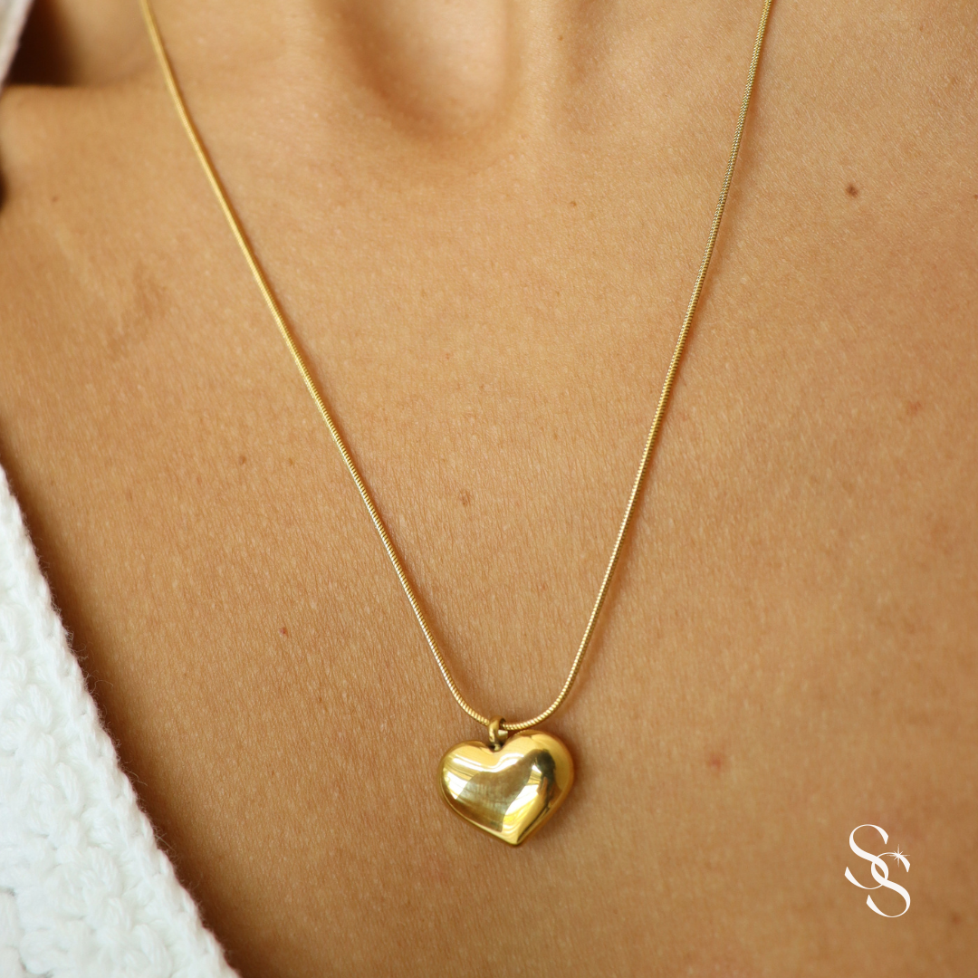 Graceful Heart Necklace