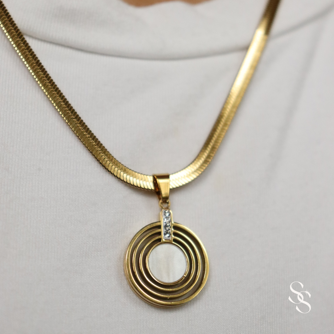 Eternal Shell Amulet Necklace