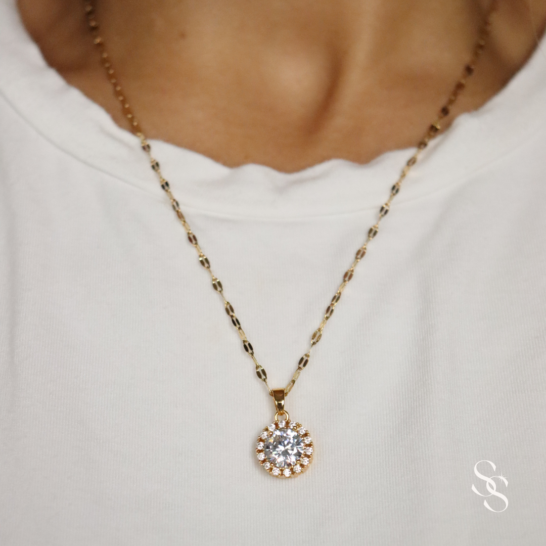 Timeless Diamond Glow Necklace