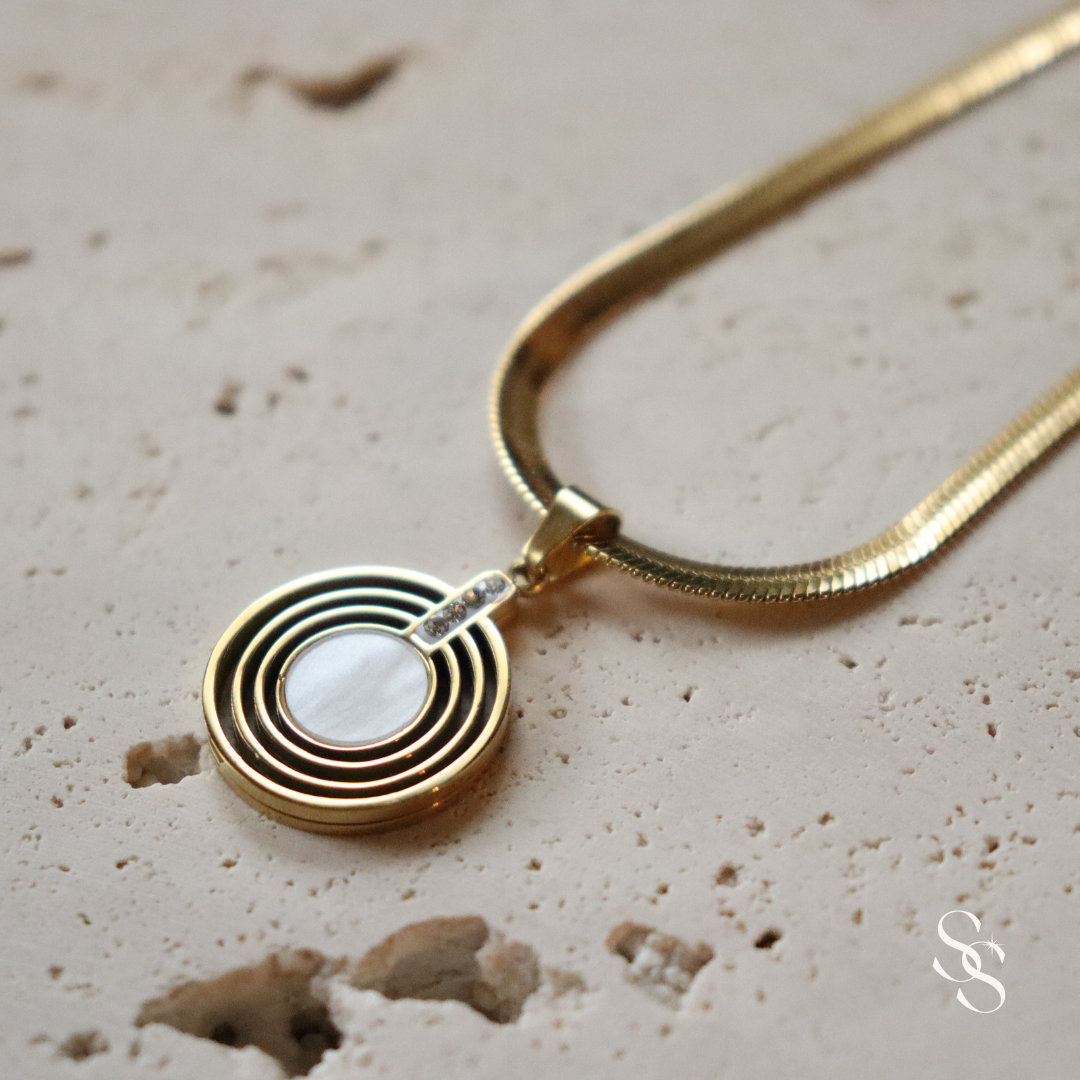 Eternal Shell Amulet Necklace