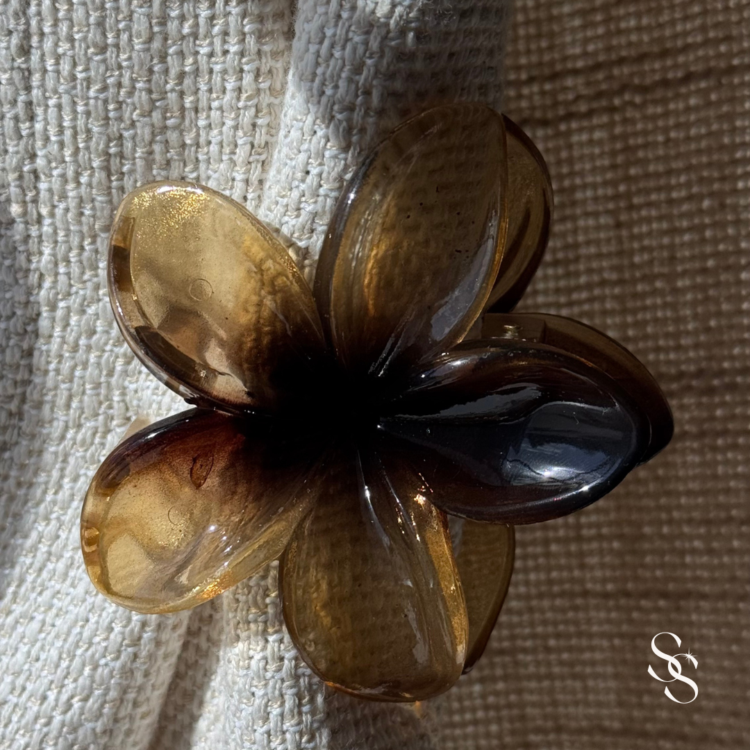 Flora Claw Clip