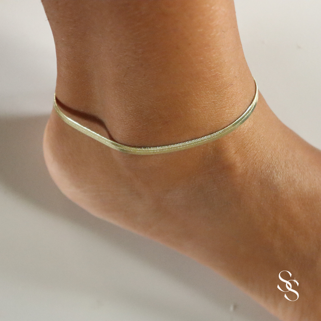 Sunlit Style Gold Anklet