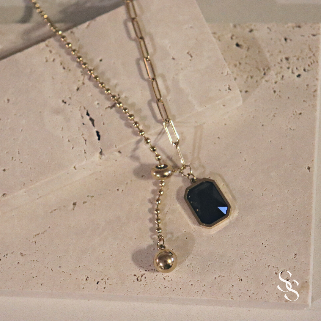 Dark Majesty Necklace