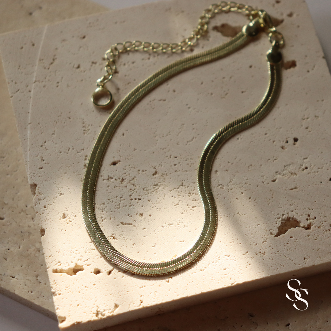 Sunlit Style Gold Anklet